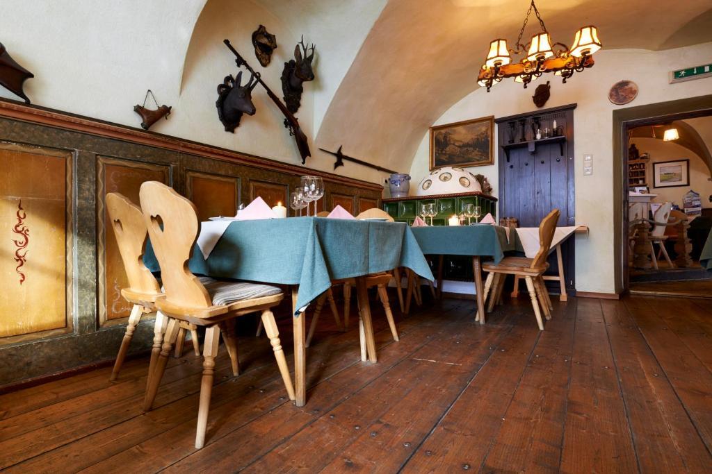 Hotelchen Doellacher Dorfwirtshaus Großkirchheim Buitenkant foto